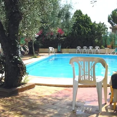 Casa Vacanze Orchidea شقة *